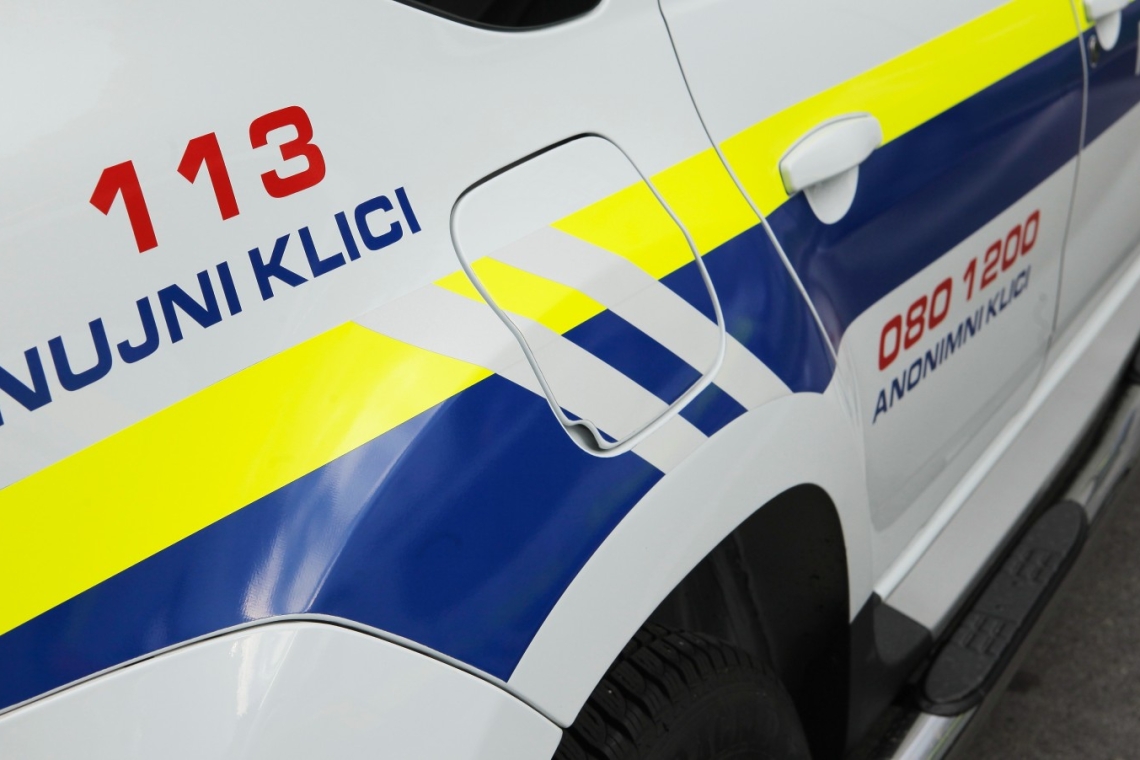 Učitelj verouka osumljen posesti posnetkov spolnih zlorab otrok
