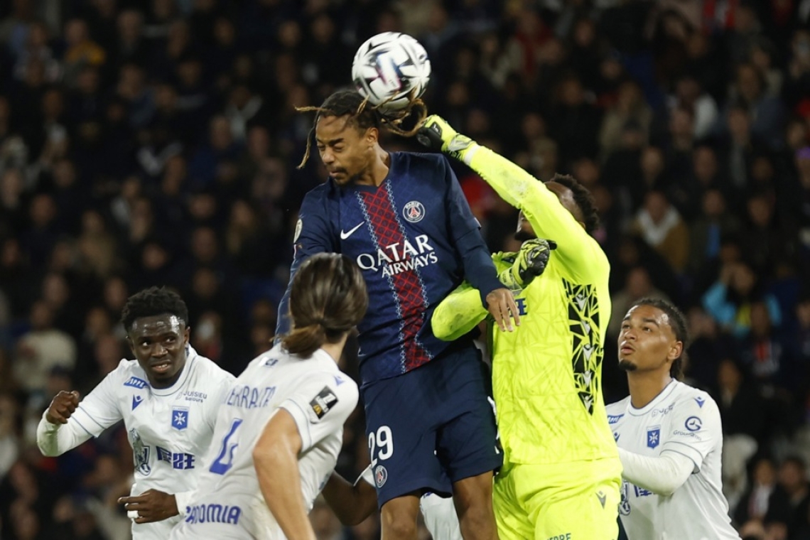 PSG z zmago na vrhu lestvice francoske lige