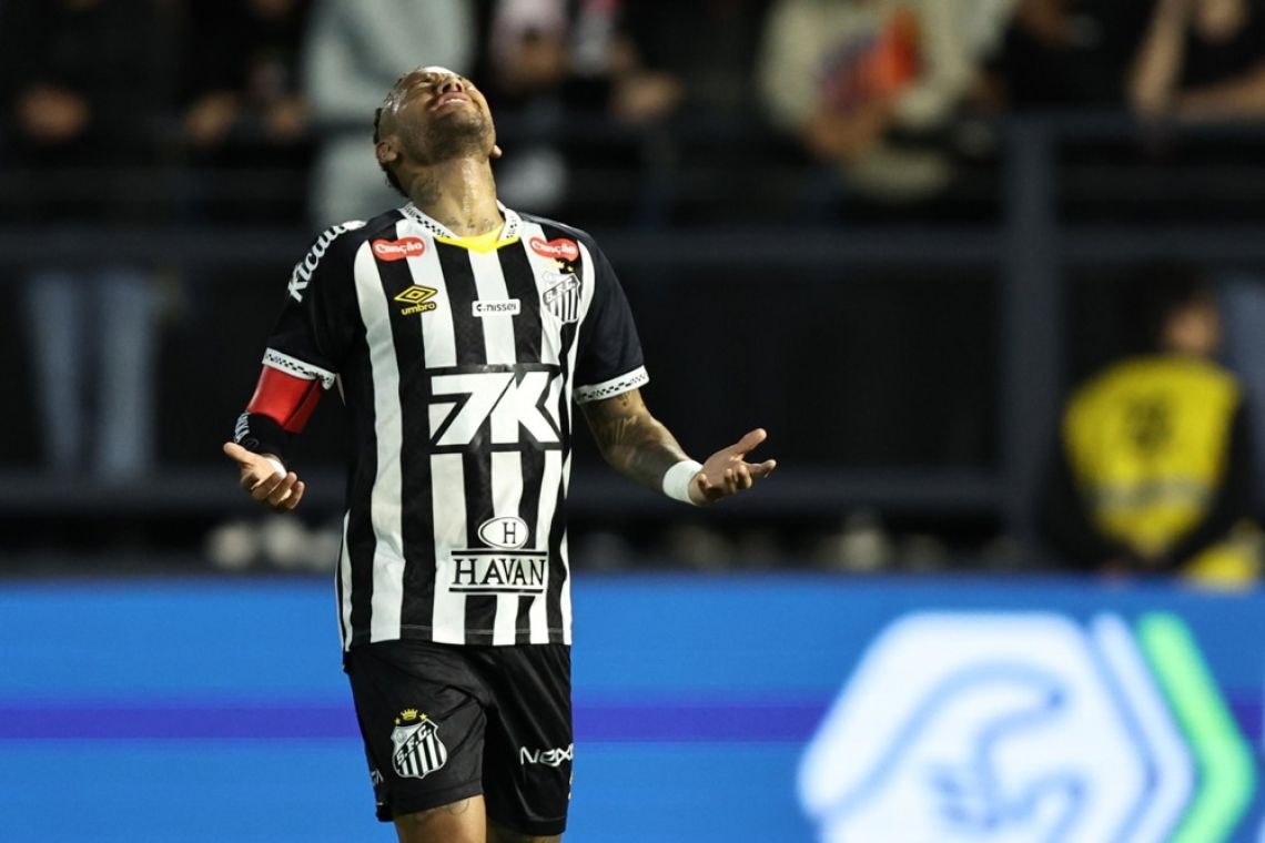 Poškodovani Neymar za Santos nared šele novembra